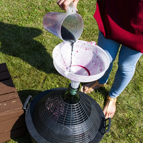 Balon pentru vin 34 L în coș de plastic - 8