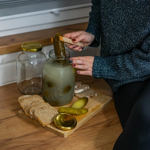 Borcan TO 2L cu capac auriu fi82/6 - 6 buc. - 3