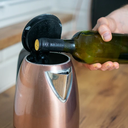 Capace cu perforație negre fi31mm 100buc. - 3