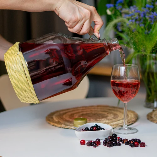 Damigeană Dama 3 l în împletitură, cu capac - 5