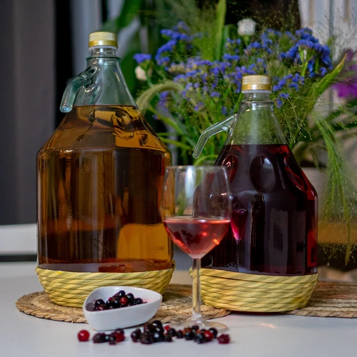 Damigeană Dama 3 l în împletitură, cu capac - 4