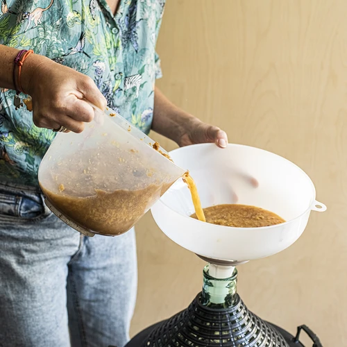 Pâlnie din plastic alb fi 25cm - 6