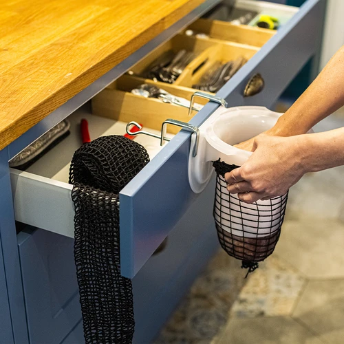 Plasă pentru mezeluri neagră cu dimensiuni de 18 cm x 5 m, cu rezistență termică până la 220°C - 3