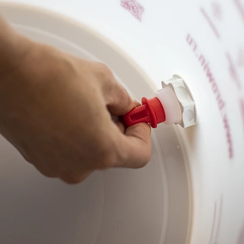 Recipient pentru fermentarea berii cu tub de fermentare, robinet, termometru și reducător de sediment - 12