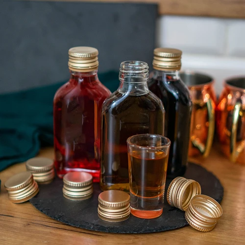 Sticlă pentru lichioruri ploscuță 100 ml + capac 8 buc. - 4
