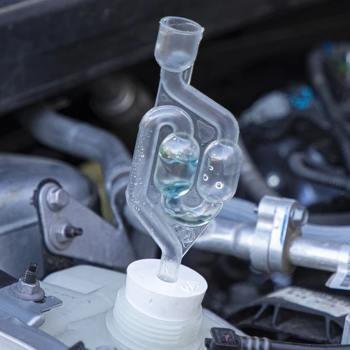 Tester garnitură sub chiulasă - 6 adaptoare, 100 ml lichid - 6