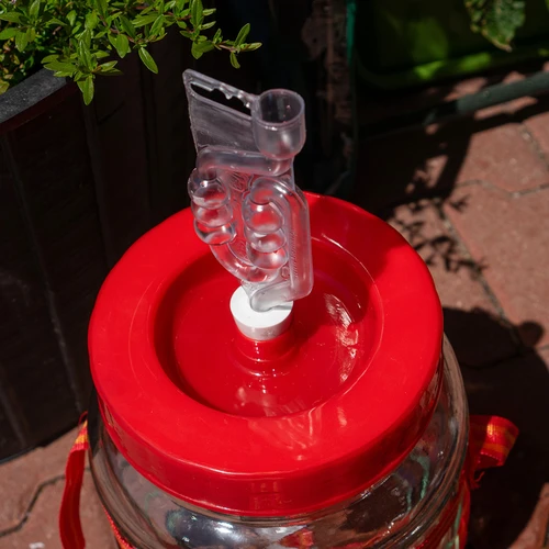 Tub de fermentare cu 6 camere și dop de protecție - 4