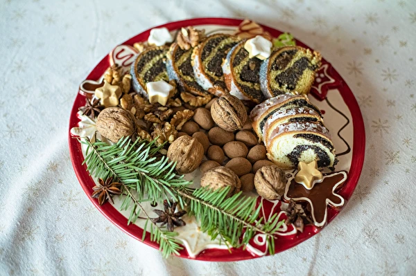 Ruladă cu mac de sărbători, care reușește de fiecare dată!