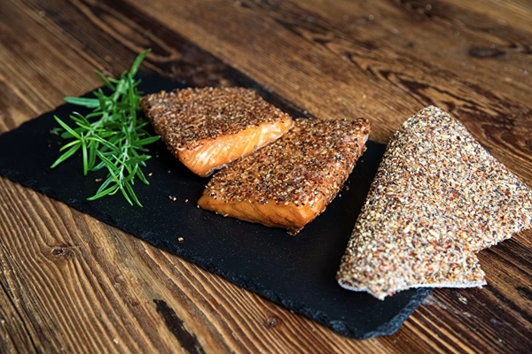 Somon afumat la cald