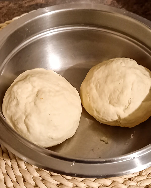 Stea din aluat dospit cu spanac