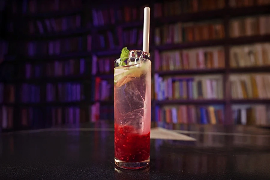 Browin Przepiśnik - Regele Zmeurei – un mocktail elegant pentru orice ocazie