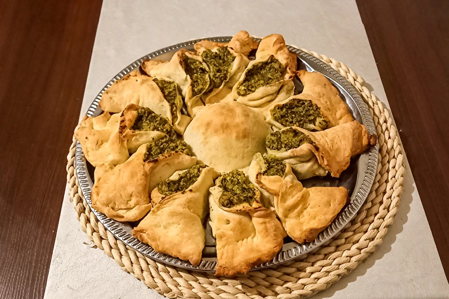 Browin Przepiśnik - Stea din aluat dospit cu spanac